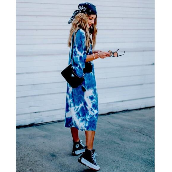 Dressed in LALA Dresses & Skirts - Dressed in LALA Ozzy Oversized Mock Neck Short Sleeve Midi Dress Indigo Small